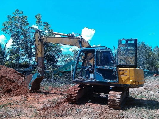 ขายรถแบคโฮ KOBELCO SK120-/// ราคา 380000
