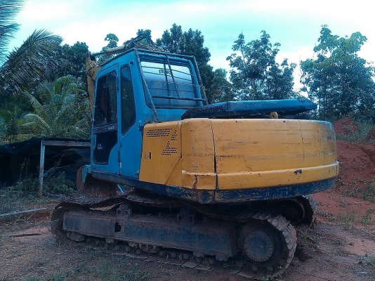 ขายรถแบคโฮ KOBELCO SK120-/// ราคา 380000