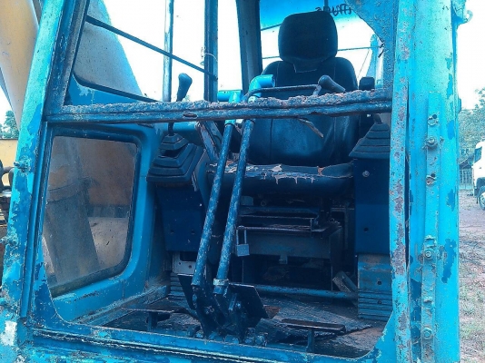 ขายรถแบคโฮ KOBELCO SK120-/// ราคา 380000