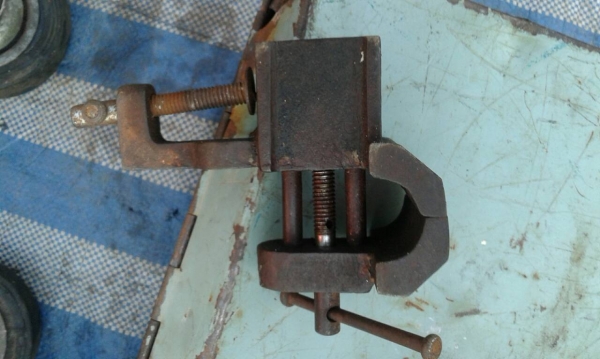 ปากกาตัวเล็ก