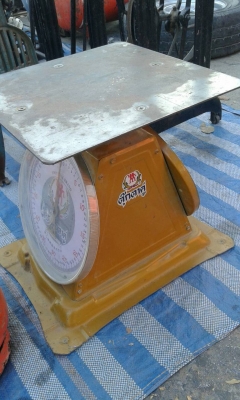 ตาชั่ง 60 โล  2  หน้าตราตุ๊กตาคู่