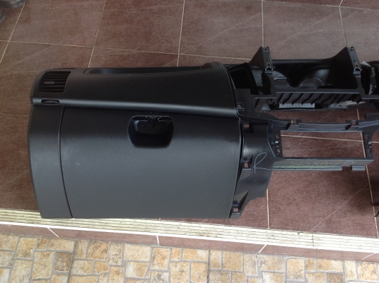 ขายคอนโซนหน้า ไททั้น ถอดแท้ศูนย์สภาพสวยจัด