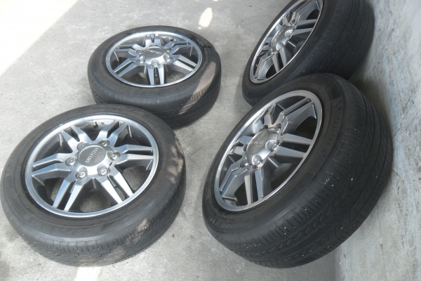 ล้อแม็ก16นิ้ว6รู อีซูสุ พร้อมยาง สวยๆ 4 ล้อ ลดราคาเหลือ 5700 บาท ล้อแม็ก16นิ้ว6รู อีซูสุ พร้อมยาง สวยๆ 4 ล้อ ลดราคาเหลือ 5700 บาท