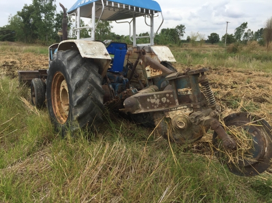 ขายรถไถ 6610 แท้เต็มคัน ปั้มกลม ไอดีโต เสื้อลาย เอกสารเล่มทะเบียนพร้อมชุดโอน