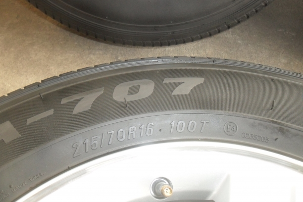 ล้อแม็ก16นิ้ว6รู เชฟ พร้อมยาง สวยๆ 4 ล้อ ราคา 6850 บาท