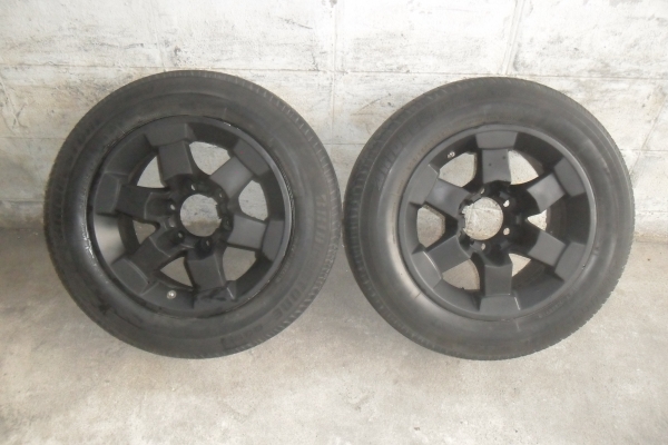 ล้อแม็ก16นิ้ว6รู พร้อมยาง สวยๆ 1 คู่ ราคา 3700 บาท