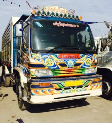 อีซูซุ เดก้า 320 อีซูซุ เดก้า 320