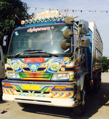 อีซูซุ เดก้า 320