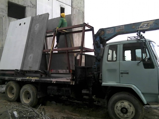 ขาย Isuzu สิบล้อ 2.เพลา ติดเครน 3 ตัน ขาย Isuzu สิบล้อ 2.เพลา ติดเครน 3 ตัน