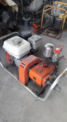 เครื่องHonda ติดปั๊มอัดฉีด เคียวHP402