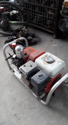 เครื่องHonda ติดปั๊มอัดฉีด เคียวHP402