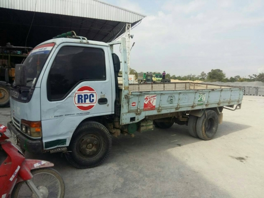 รถหกล้อ NKR  รถห้างแท้ เครื่อง 120 ฝาขาว ภาษีเต็ม พวงมาลัยเพาเวอร์ แอร์เย็น เครื่องดีคันซีสวย รถพร้อมใช้งานเอกสารพร้อมโอน