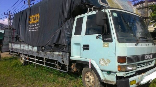 ขายรถบรรทุก 6 ล้อรั้วใหญ่ ISUZU FRR 195 แรงม้ารถประกอบ กระบะยาว 7.20 เมตร ราคา 380000
