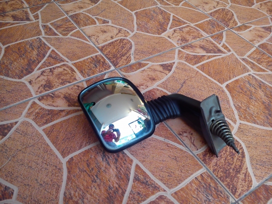 กระจกมองมุม อีชูซุ ทรูเปอร์ มือสองจากญี่ปุ่น