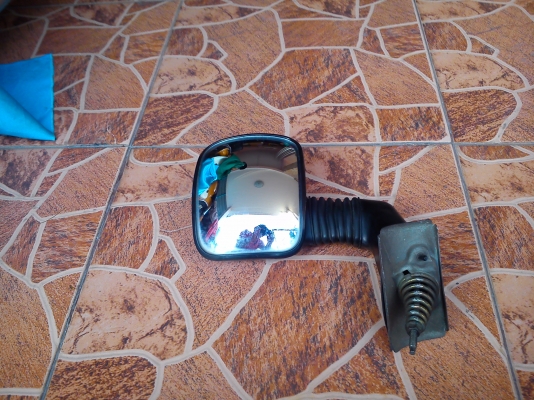 กระจกมองมุม อีชูซุ ทรูเปอร์ มือสองจากญี่ปุ่น