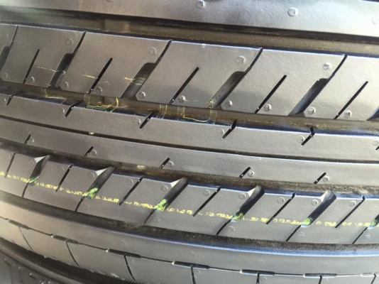 ขายยางบริสโตนขอบ 16 (ใส่รถตู้ซิ่ง สบายๆ) ถอดป้ายแดง 4 เส้น ราคา 10,800 บาท ขายยางบริสโตนขอบ 16 (ใส่รถตู้ซิ่ง สบายๆ) ถอดป้ายแดง 4 เส้น ราคา 10,800 บาท