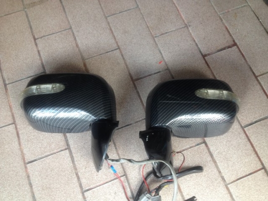 กระจกมองข้างพับไฟฟ้ามีไฟ LED ของเก่าญี่ปุ่นเเท้ไม่ทราบรุ่นสภาพสวยๆคู่ละ