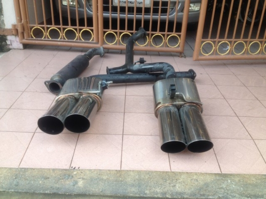 ท่อคู่ RAIZER RZA 2003R เเนว VIPเก่าญี่ปุ่นเเท้สภาพสวย3ท่อนตามรูปครับ