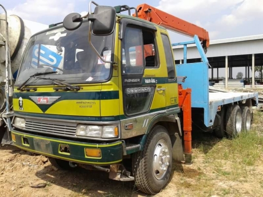 ขายรถบรรทุกติดเครน HINO FM1JNKA 10 ล้อ 2 เพลา ติดเครน unic 3 ตัน ท้องวี เครื่อง JO8C-210 แรง
