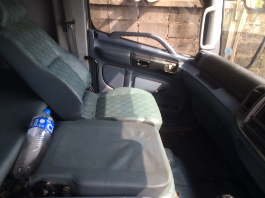 รถ 6ล้อ ฮีโน่