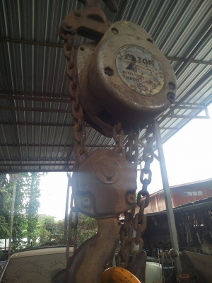 รอก 2 TON KITO CORPORATION ใช้งานได้ สภาพสวยๆ