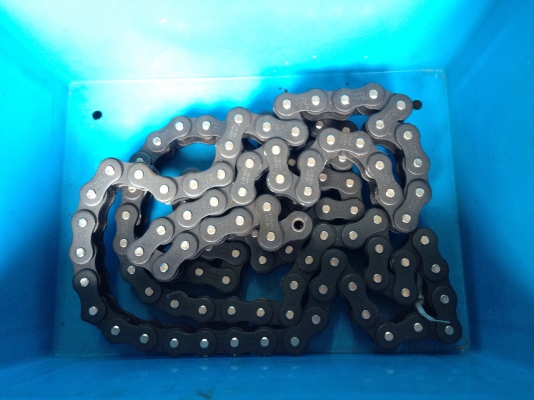 ขายโซ่ขับสายพาน Tsubaki เบอร์ 80 ของใหม่ มี 7 เส้น ยาวเส้นละ 3เมตร ราคาเส้นละ 1300 บาท