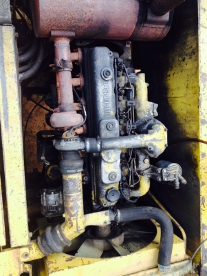 รถแบคโฮ KOBELCO  PC - 200 - 3    สนใจติดต่อ  081 - 6079515