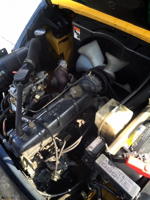 ขายรถนำเข้า Komatsu ขนาด1ตัน เบนซิล เกียร์ออร์โต้ ยก3เมตร