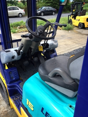 ขายรถนำเข้า Komatsu ขนาด1.5ตัน เบนซิล เกียร์ออร์โต้ ยก4เมตร