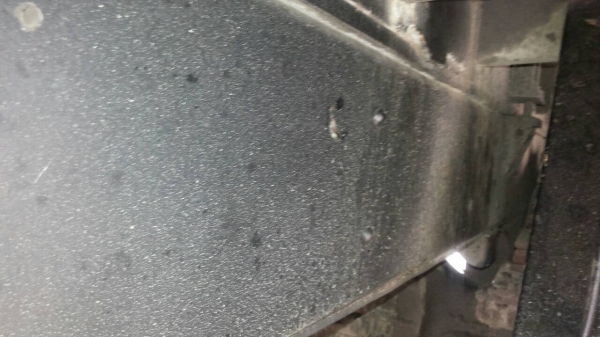 รถอีซูซุ 10 ล้อ หลังถนน FVM  195 แรงม้า. ปี 39.   สนใจติดต่อ  081 - 6079515