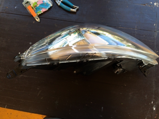 ไฟหน้าซ้าย มิราจ