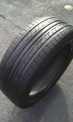 215/50R17 YOKOHAMA Earth 1. มี 1 เส้น tel.081-427-3941 ไอดีไลน์ autobot107 215/50R17 YOKOHAMA Earth 1. มี 1 เส้น tel.081-427-3941 ไอดีไลน์ autobot107