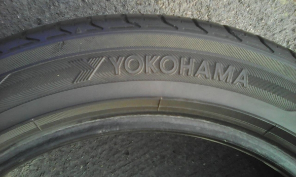 215/50R17 YOKOHAMA Earth 1. มี 1 เส้น tel.081-427-3941 ไอดีไลน์ autobot107 215/50R17 YOKOHAMA Earth 1. มี 1 เส้น tel.081-427-3941 ไอดีไลน์ autobot107