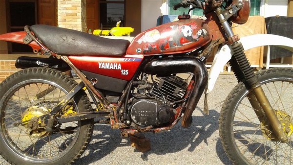 ขาย DT125MX ไม่มีเอกสารออกใบซื้อขายเครื่องดีพอใช้เหาะเอาไปปั้นต่อหรือทำอะไหล่ราคาเบาๆ 8900 บาท