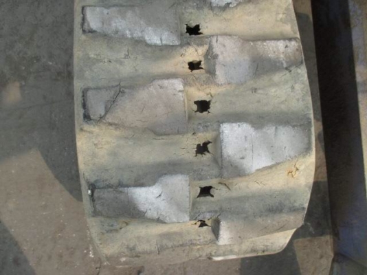 ขายรถขุด KOMATSU PC25-1E มีลายหัว  เครื่องดำ คอนโทน้ำมัน เก่านอก T.0894071471