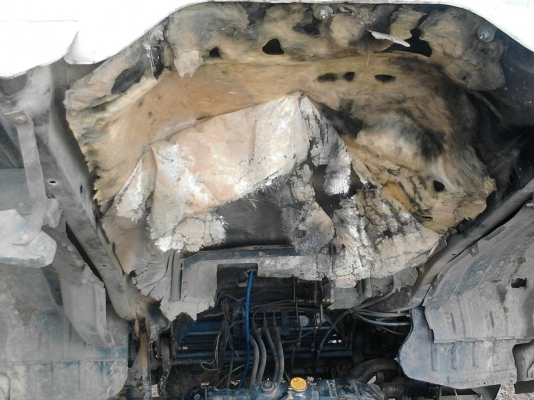 รถฮีโน่ 10 ล้อ ท้ายลาด FM3H  195 แรงม้า. ปี 39.   สนใจติดต่อ  081 - 6079515