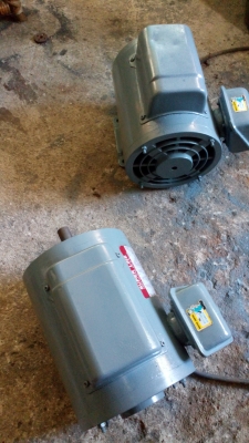 ขาย !! มอเตอร์ ขนาด 1 แรง220v. มิตซูบิชิ สภาพดี พร้อมใช้งาน