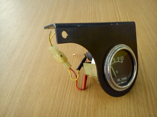 เกจน์ OIL TEMP 24v ยี้ห้อ YASAKI เกจน์ OIL TEMP 24v ยี้ห้อ YASAKI