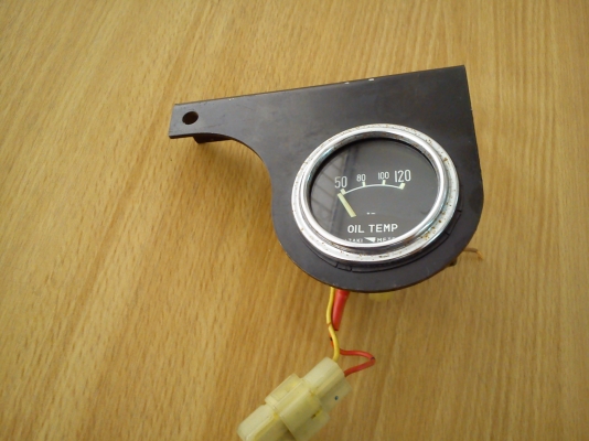 เกจน์ OIL TEMP 24v ยี้ห้อ YASAKI เกจน์ OIL TEMP 24v ยี้ห้อ YASAKI