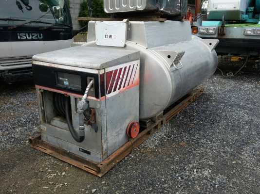 ถังน้ำมันพร้อมหัวจ่าย 2,000 L