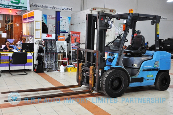 ขายรถโฟล์คลิฟท์มือสอง MITSUBISHI รุ่น FG30T-30451 ราคา 295,000 สภาพเดิมจากญี่ปุ่น ไม่เคยใช้งานในประเทศไทย