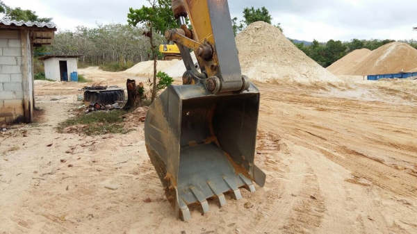 ขายครับ แบคโฮ โคมัตสุ PC160-8 อินวอยซ์ สภาพสวย พร้อมใช้ครับ