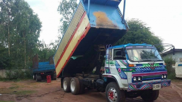 ขาย10ล้อดั้มพ์2เพลา สโลว์อินเตอร์ เครื่องดี แชชซีสวย เอกสารพร้อมโอน จัดไฟร์แนนซ์ได้ 0857698049 0887115178