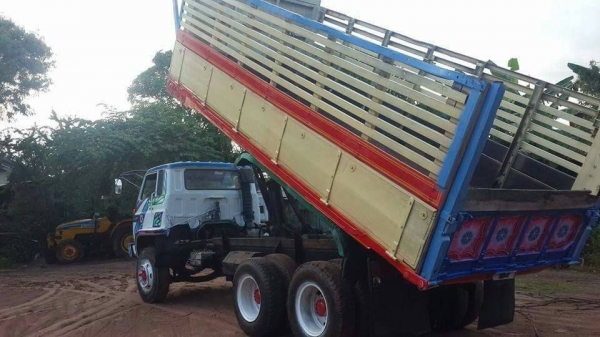 ขาย10ล้อดั้มพ์2เพลา สโลว์อินเตอร์ เครื่องดี แชชซีสวย เอกสารพร้อมโอน จัดไฟร์แนนซ์ได้ 0857698049 0887115178