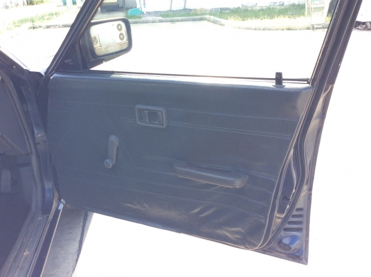 ขายรถ นิสสัน เซนทรา B12 ปี90 เครื่อง 1.5 เกียร์ธรรมดา ติดแก๊สLPG ภายในเบาะหน้งสวยๆสะอาด วิทยุCD/TVมีพร้อม ตัวถังเดิมๆแม็ก14" รถขับดี พร้อมใช้ เล่มทะเบียนพร้อม ขายถูกครับ