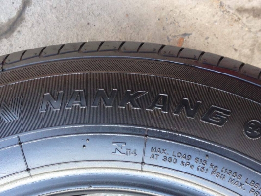 ยาง NANKANG 195-65-15 ปี 12 ครบชุด 4 เส้น 3000 สภาพสวยๆดอกยางนิ่มๆไม่บวมเอาไปวิ่งกันยาวๆราคาเบาๆค่ะ