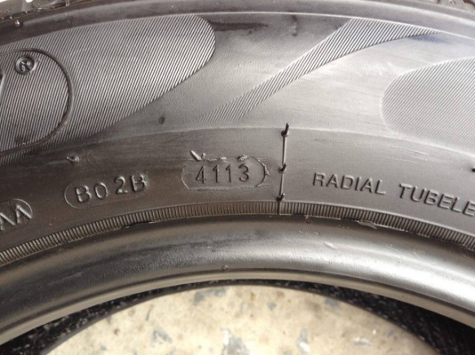 ยาง THUNDERER 185-65-14 ปี 13 2 เส้น ปี 12 2 เส้น ครบชุด 4 เส้น 2800 สภาพสวยๆดอกยางนิ่มๆไม่บวมเอาไปวิ่งกันยาวๆราคาเบาๆค่ะ ยาง THUNDERER 185-65-14 ปี 13 2 เส้น ปี 12 2 เส้น ครบชุด 4 เส้น 2800 สภาพสวยๆดอกยางนิ่มๆไม่บวมเอาไปวิ่งกันยาวๆราคาเบาๆค่ะ