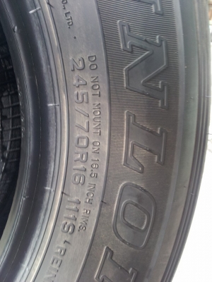 ขายยาง Dunlop AT 20 245 70 16 ปี 14