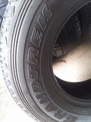 ขายยาง Dunlop AT 20 245 70 16 ปี 14