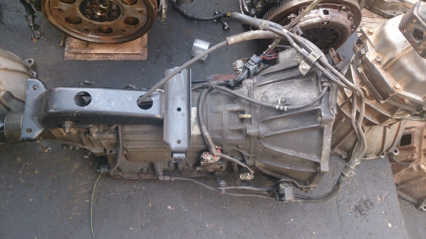 เครื่อง Toyota 1kz พร้อมเกีร์ยออโตเครื่องนอกวางรถตู้ได้ เครื่อง Toyota 1kz พร้อมเกีร์ยออโตเครื่องนอกวางรถตู้ได้